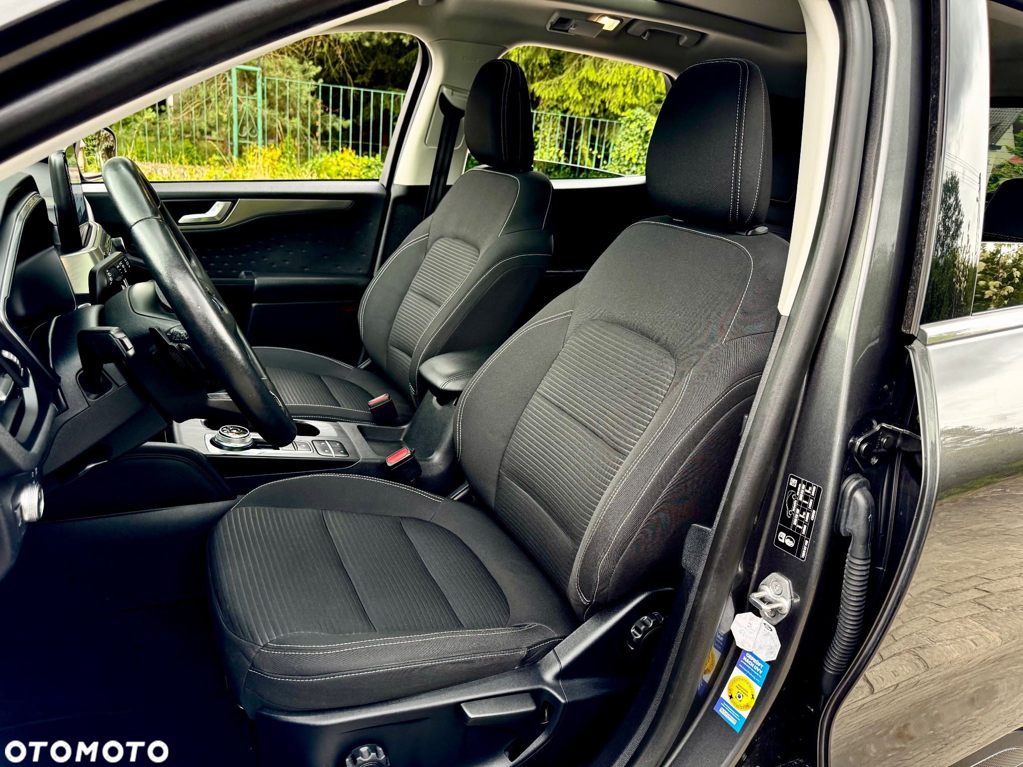 Ford Kuga 2.0 EcoBlue 4x4 TITANIUM - 28