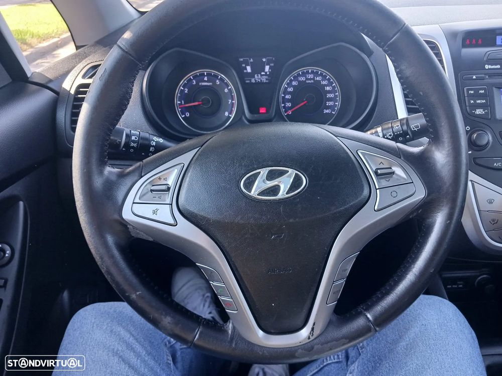 Hyundai ix20 1.4 CVVT Comfort - 23