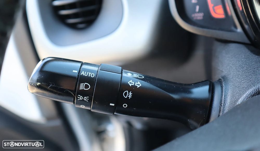 Citroën C1 1.2 VTi Shine - 25