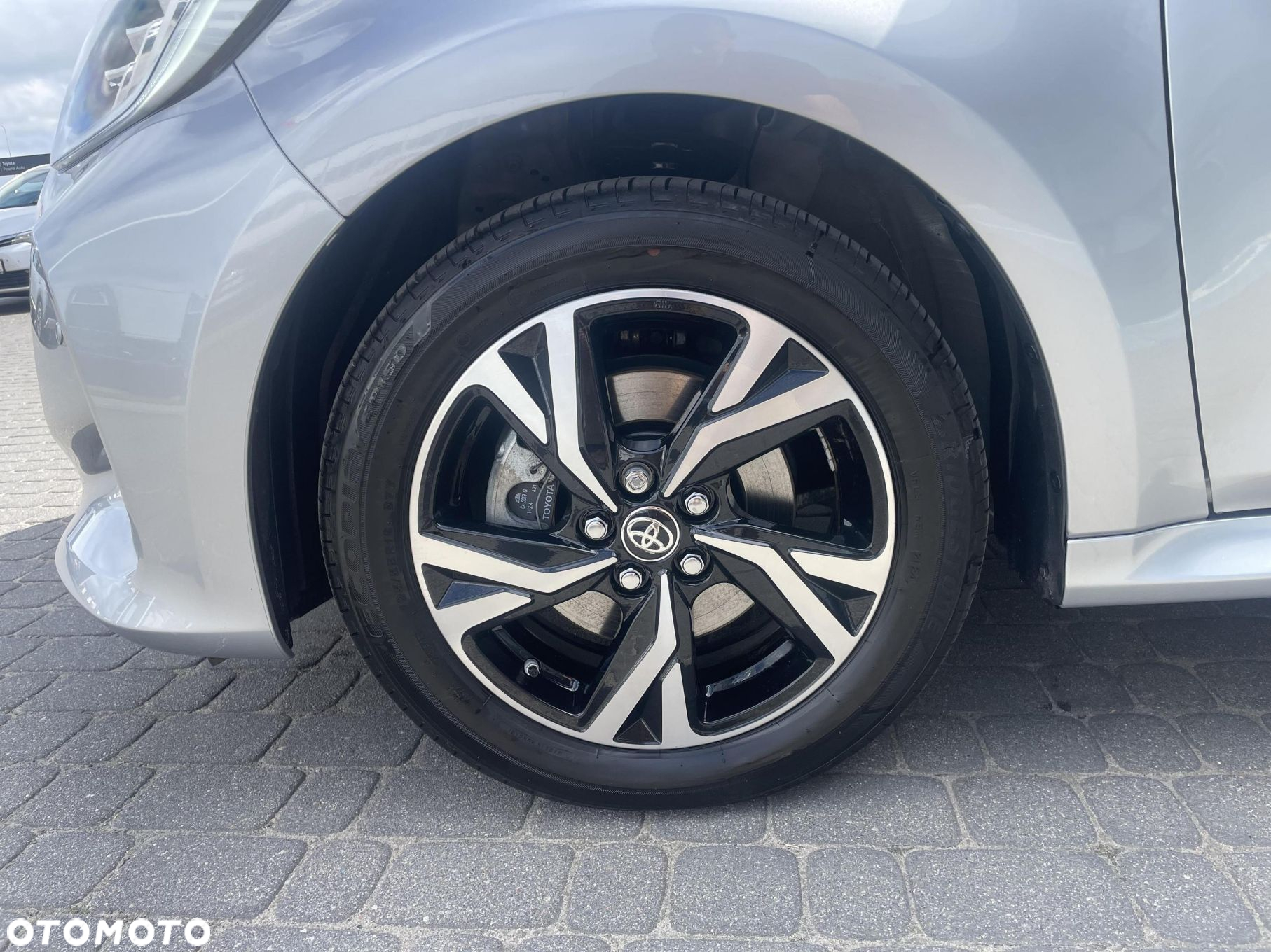 Toyota Yaris - 9