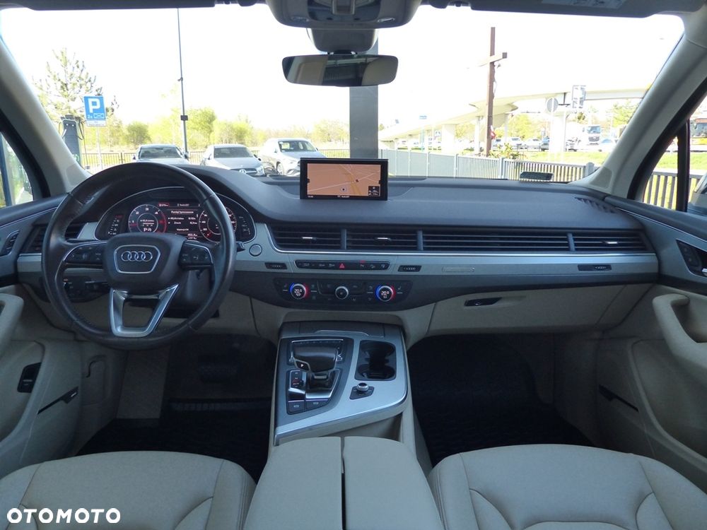 Audi Q7 - 19
