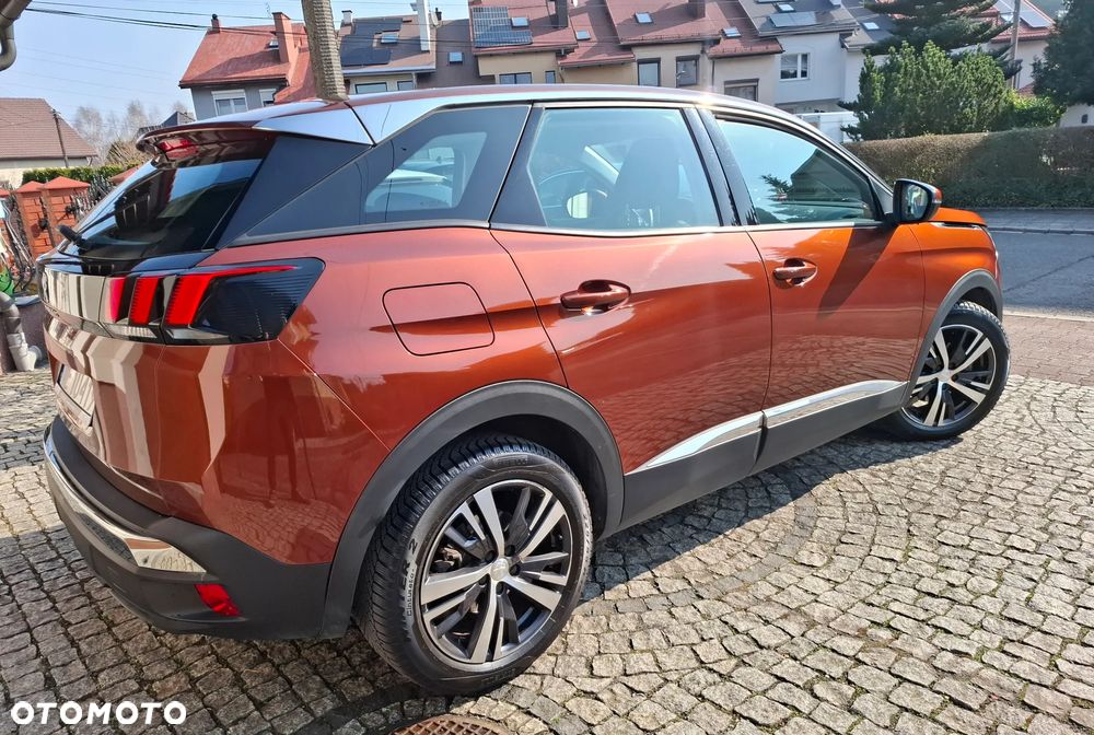 Peugeot 3008 1.5 BlueHDi Allure S&S - 9