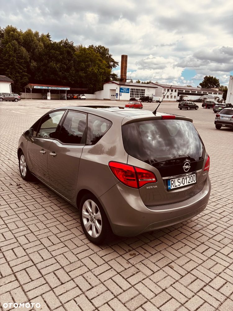 Opel Meriva 1.4 T Cosmo S&S - 4