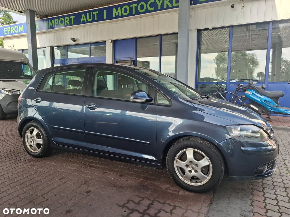Volkswagen Golf Plus 1.6 FSI Trendline - 10