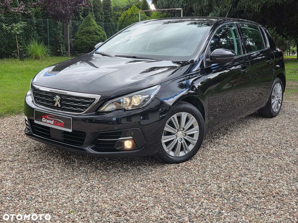 Peugeot 308 - 1