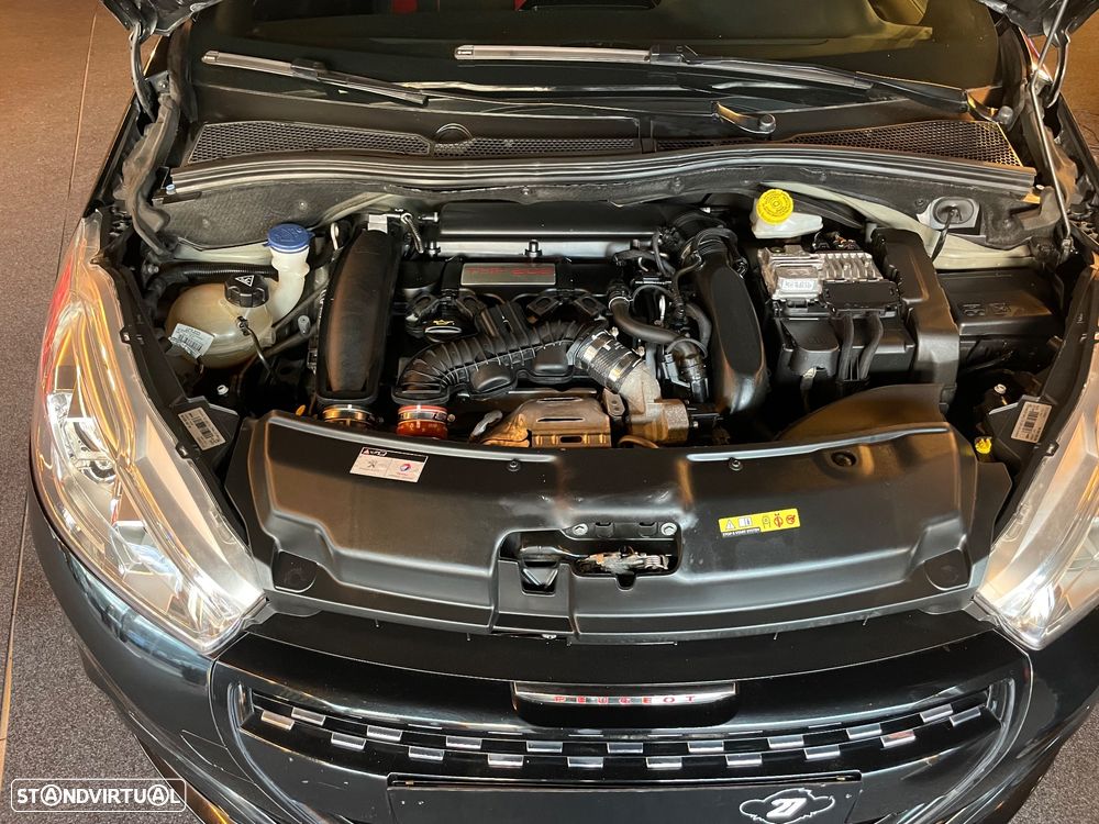 Peugeot 208 THP STOP & START GTi - 12