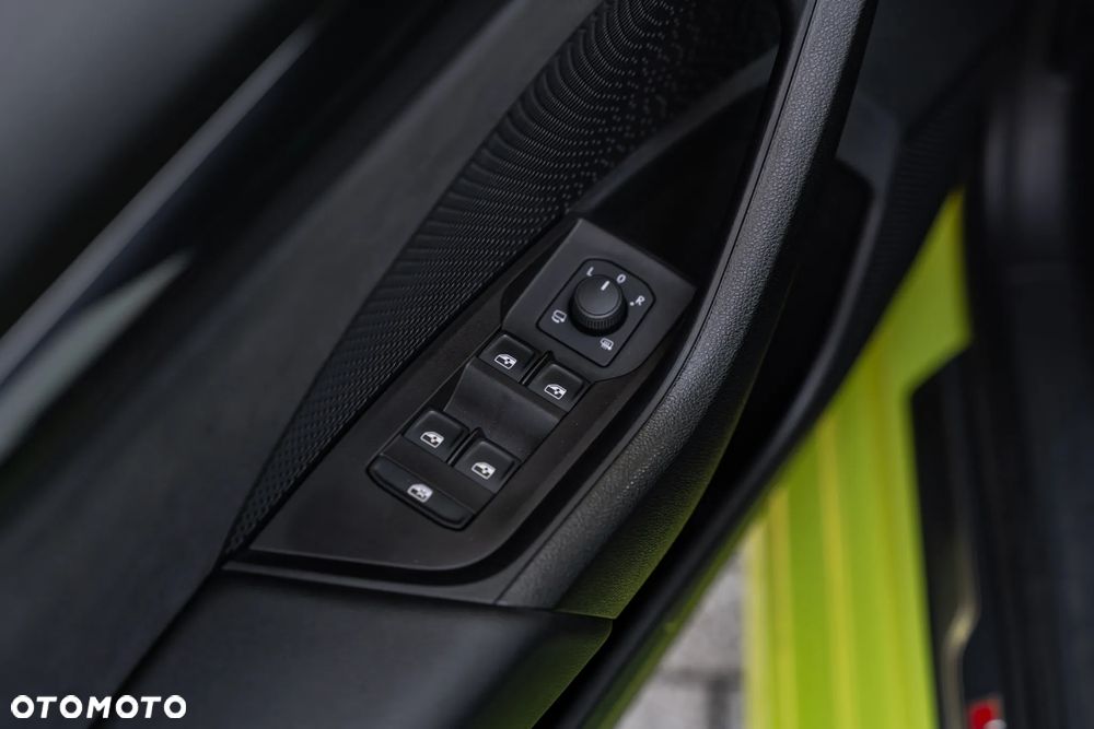 Skoda Octavia 2.0 TSI RS DSG - 26