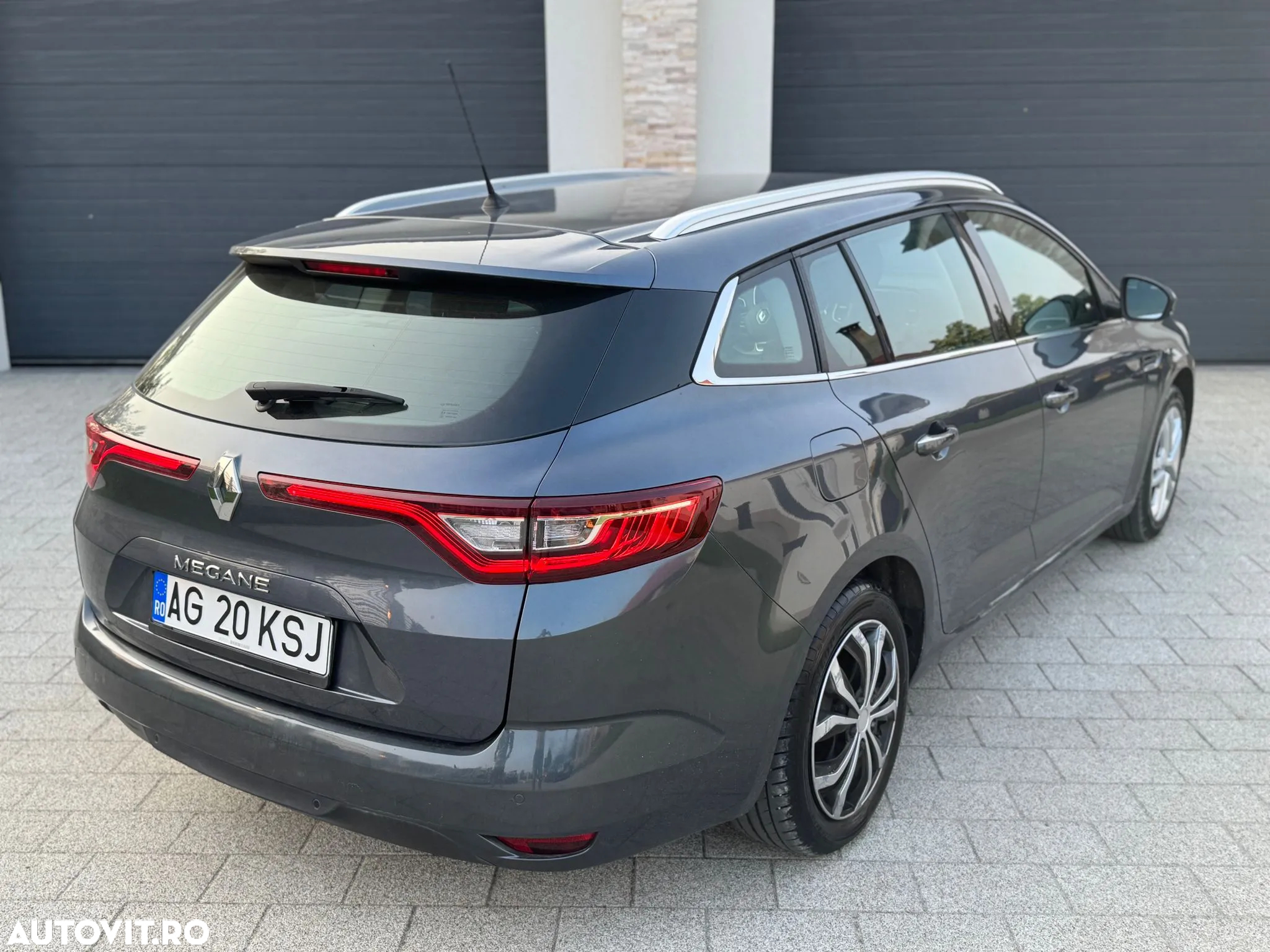 Renault Megane Grandtour ENERGY dCi 110 ECO2 BUSINESS - 4