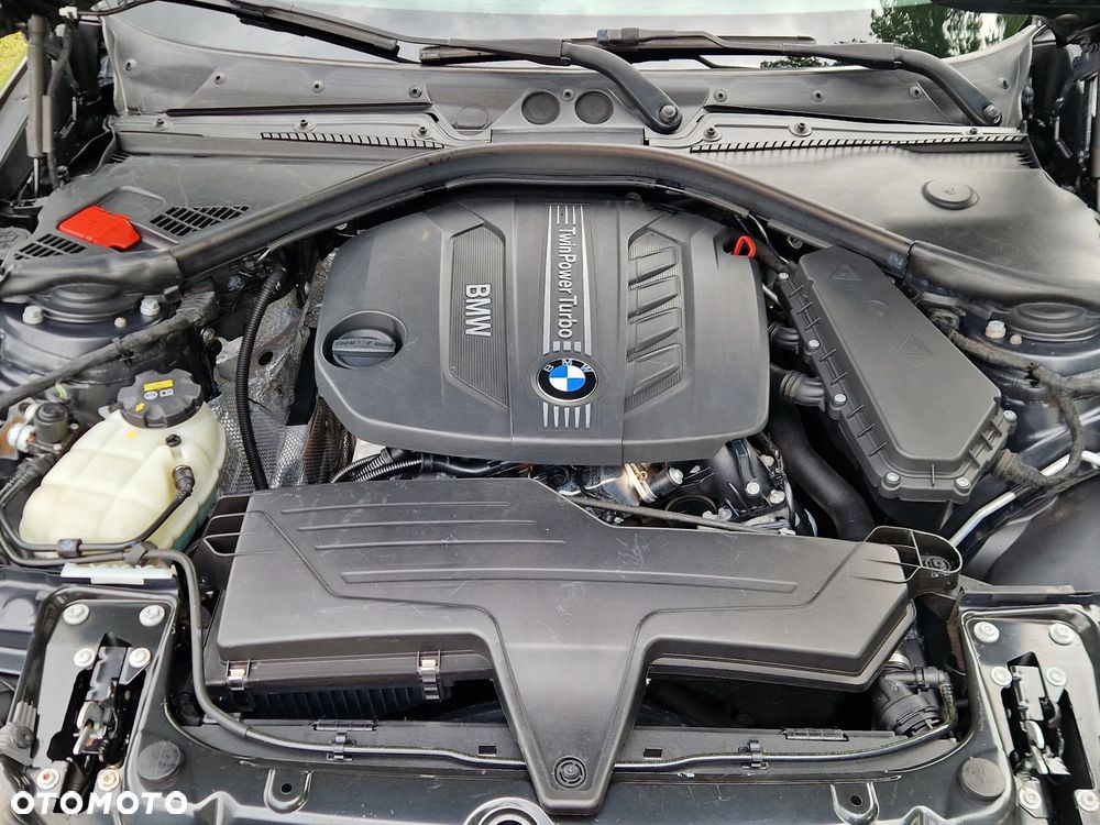 BMW Seria 1 116d EfficientDynamics - 12