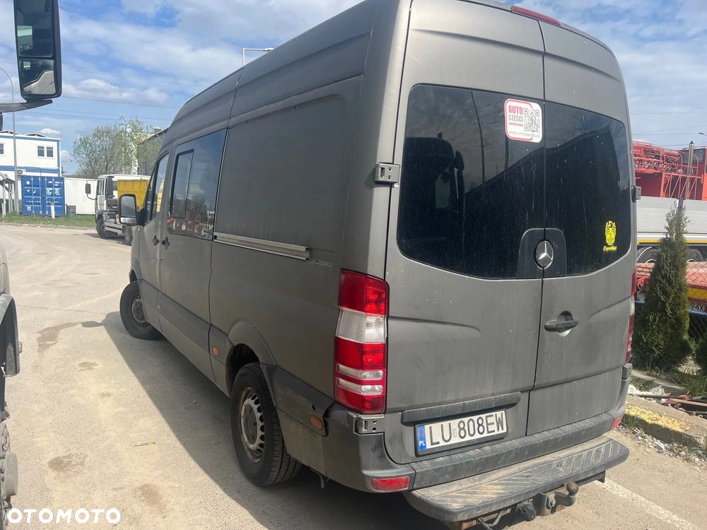 Mercedes-Benz Sprinter - 2