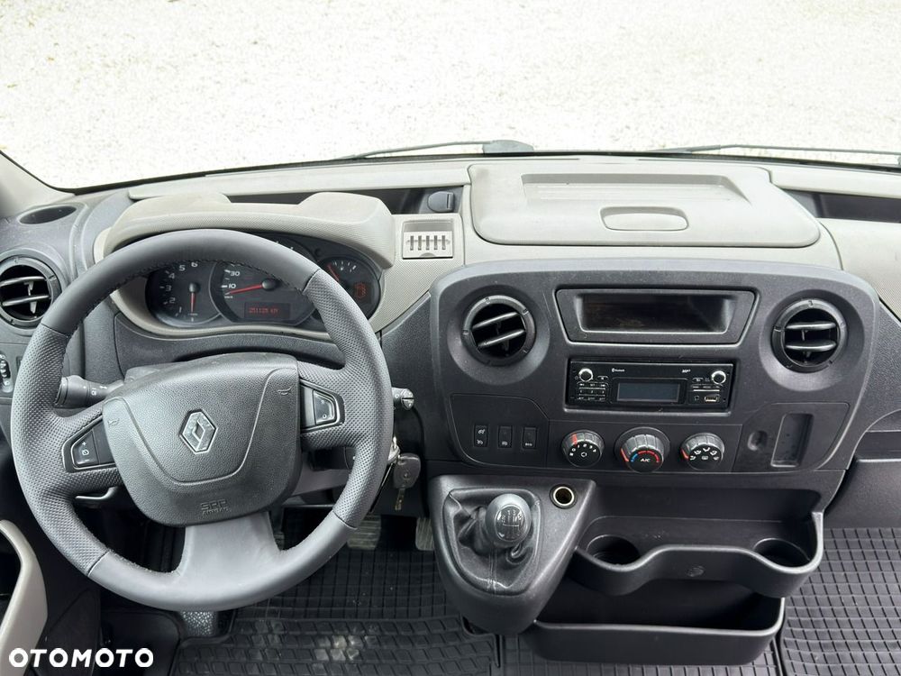 Renault Master - 10
