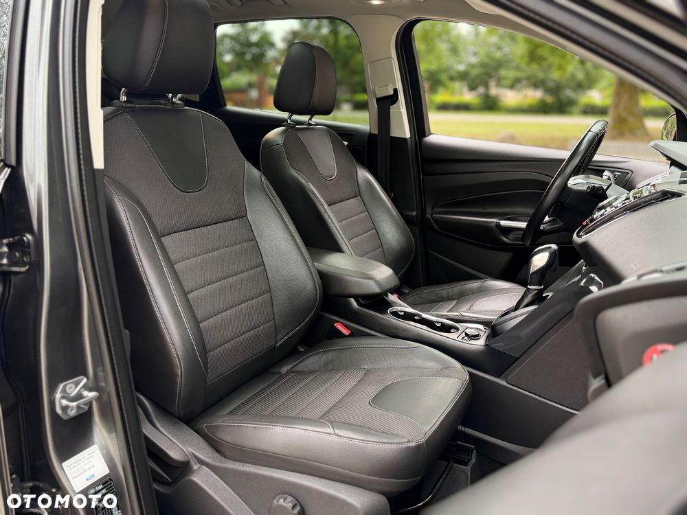 Ford Kuga 2.0 TDCi 4x4 Titanium - 10