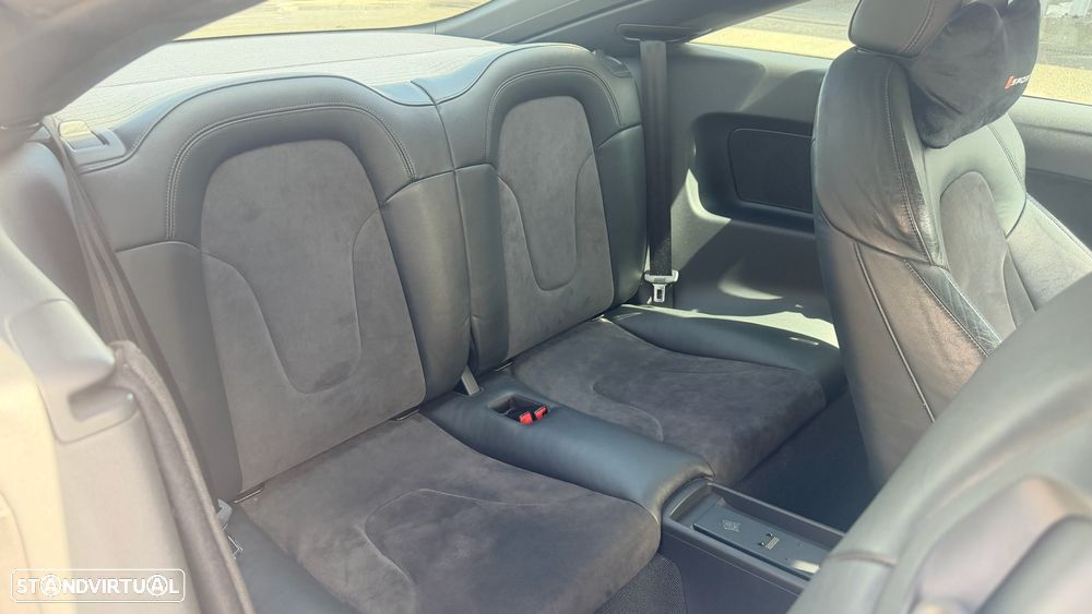 Audi TT Coupé 2.0 TDI quattro - 8