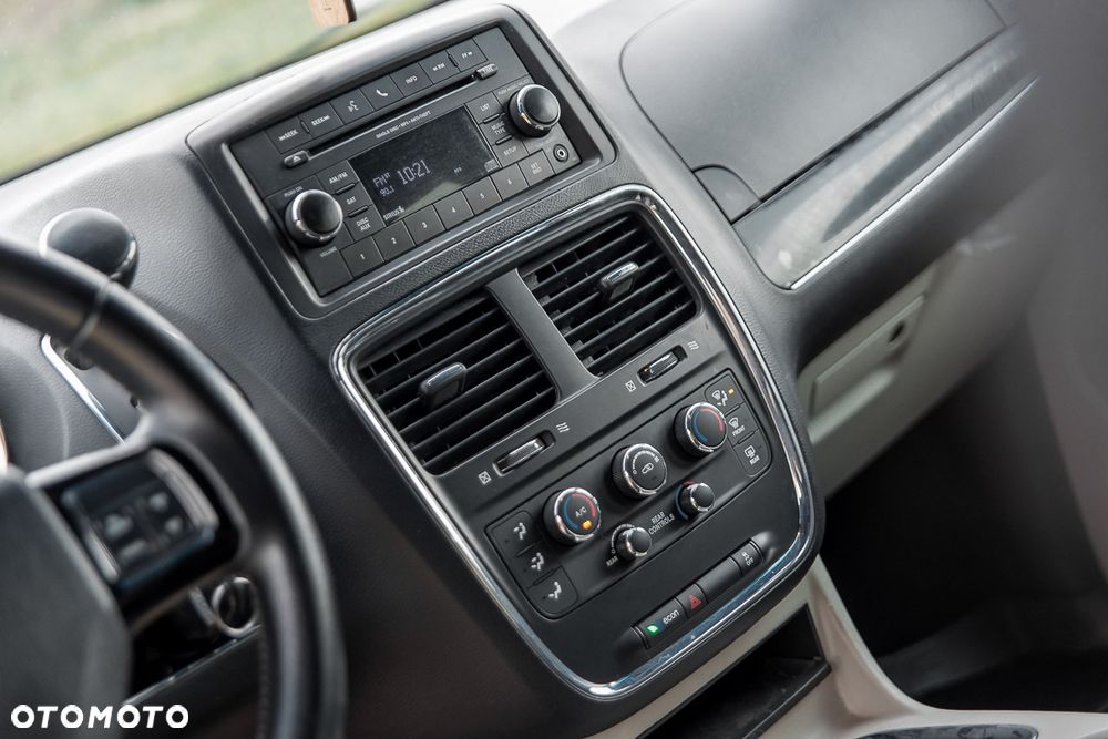 Dodge Grand Caravan 3.6 Express - 12