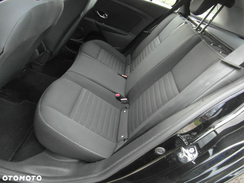 Renault Megane 1.6 16V 110 LIMITED - 29
