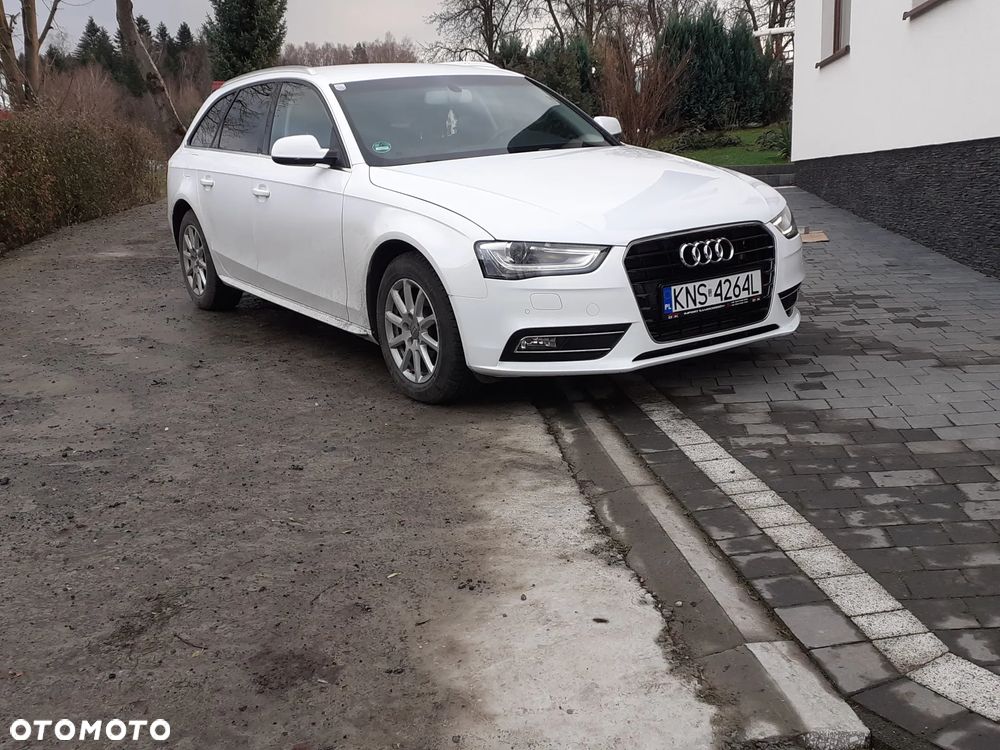 Audi A4 Avant 2.0 TDI DPF quattro S tronic Attraction - 6