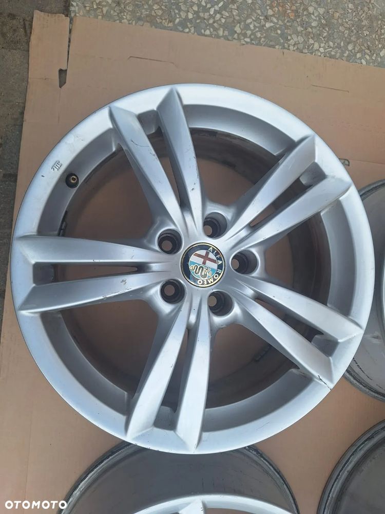 Felgi aluminiowe alfa romeo 159 brera 17 cali 7.5JX17H2 et 41 5x110  156081119 - 4