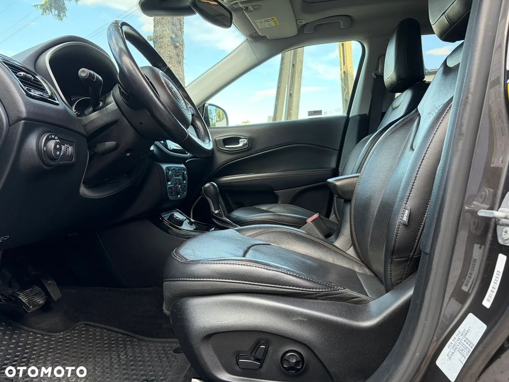 Jeep Compass 2.0 MultiJet Active Drive Automatik Limited - 24