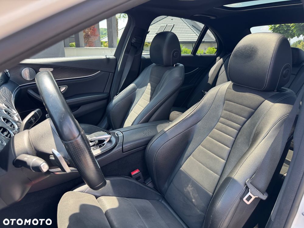 Mercedes-Benz Klasa E 200 4-Matic 9G-TRONIC - 15