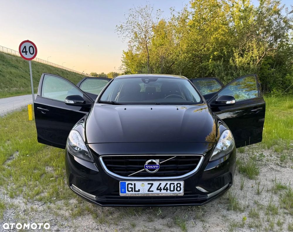 Volvo V40 D2 Momentum - 27