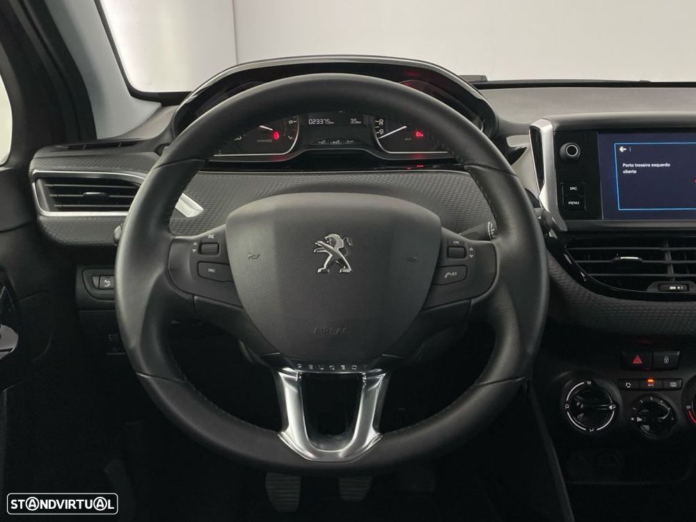 Peugeot 2008 1.2 PureTech Signature - 14