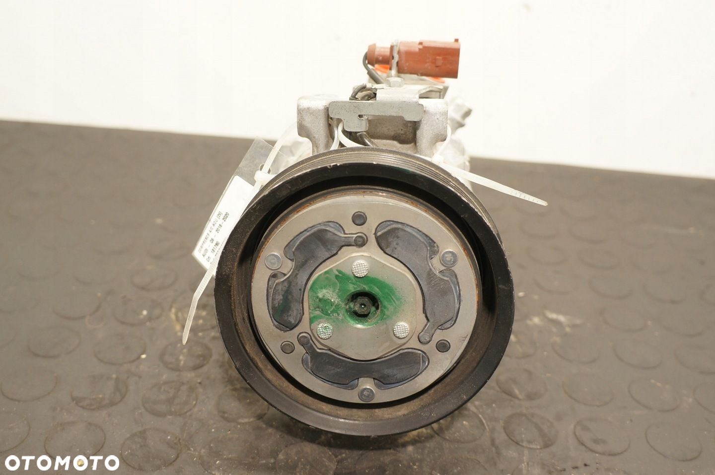 KOMPRESOR KLIMATYZACJI AUDI A4 A5 Q5 2.0TDI 80A816803L - 5