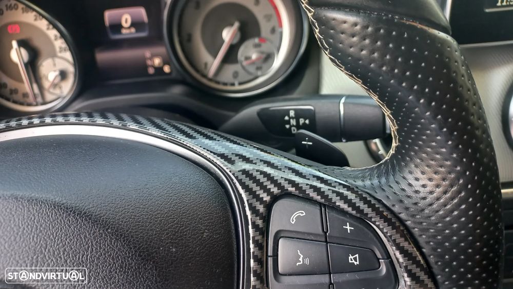 Mercedes-Benz CLA 200 d 7G-DCT Urban — fotografia 13