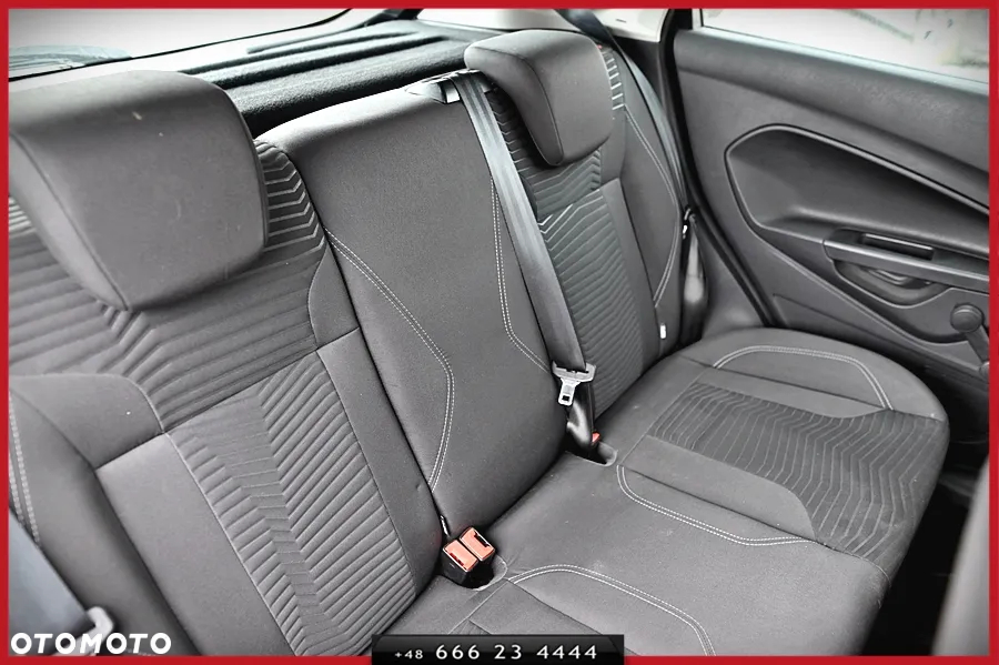 Ford Fiesta 1.0 EcoBoost Titanium - 23