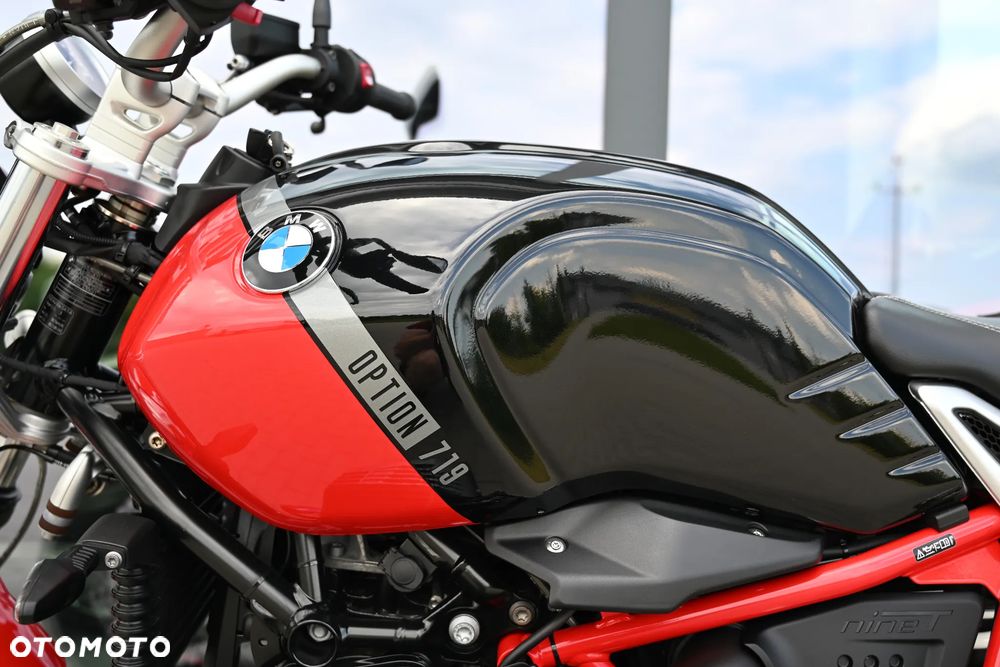 BMW R - 24