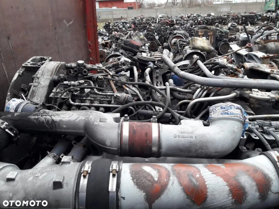 Silnik MAN D2866 LUH 23 24 51 - 7