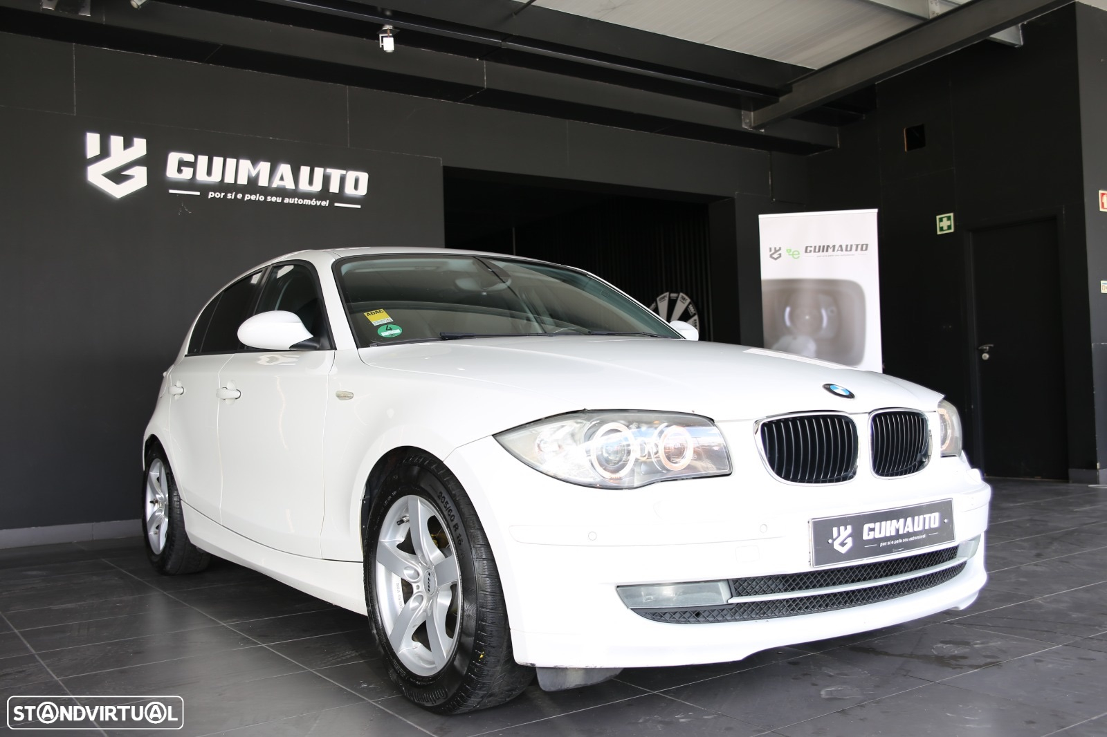 BMW 118 d Sport Line - 3