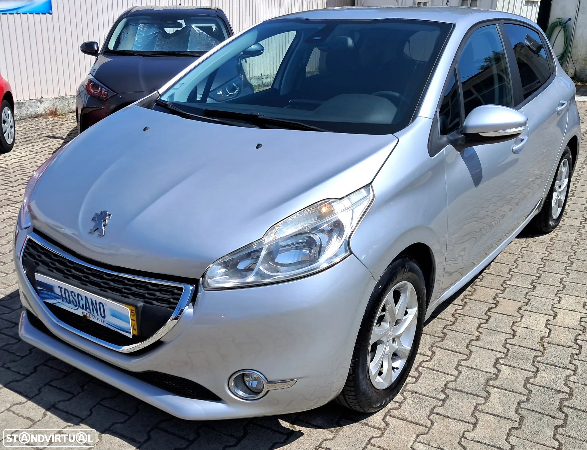Peugeot 208 1.4 HDi Active - 1