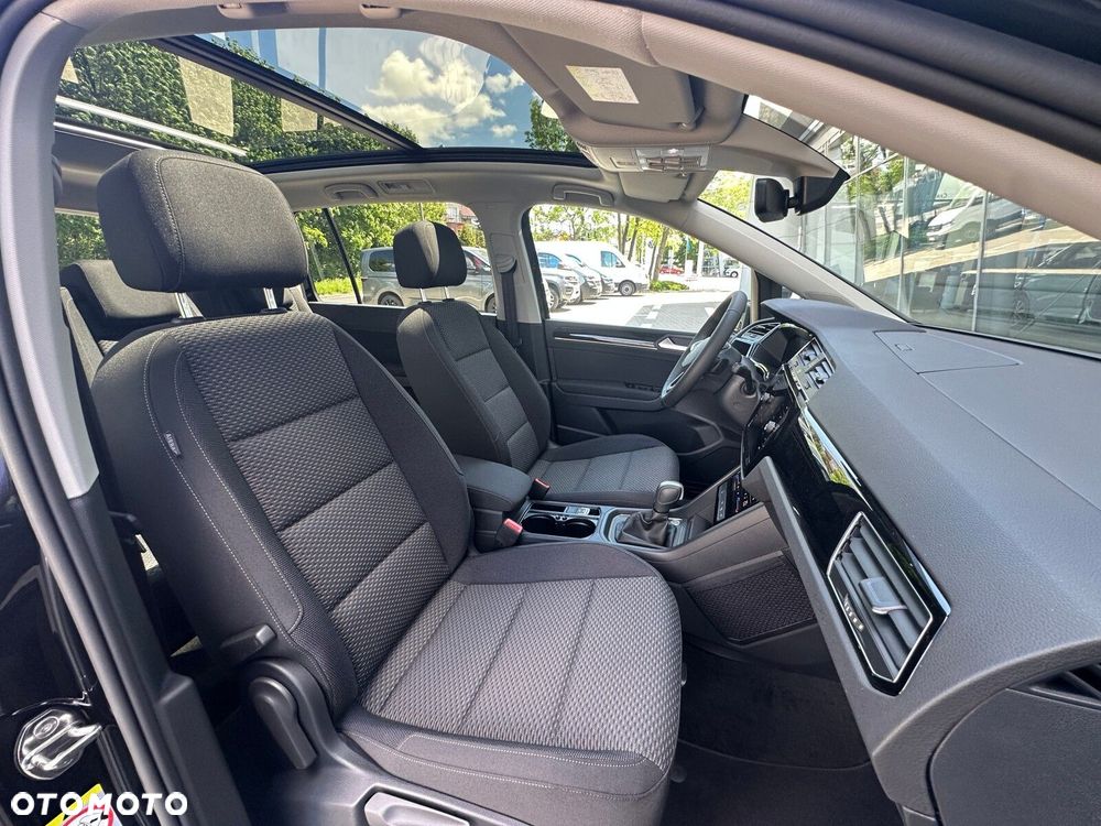 Volkswagen Touran 1.5 TSI EVO Comfortline Plus DSG - 13