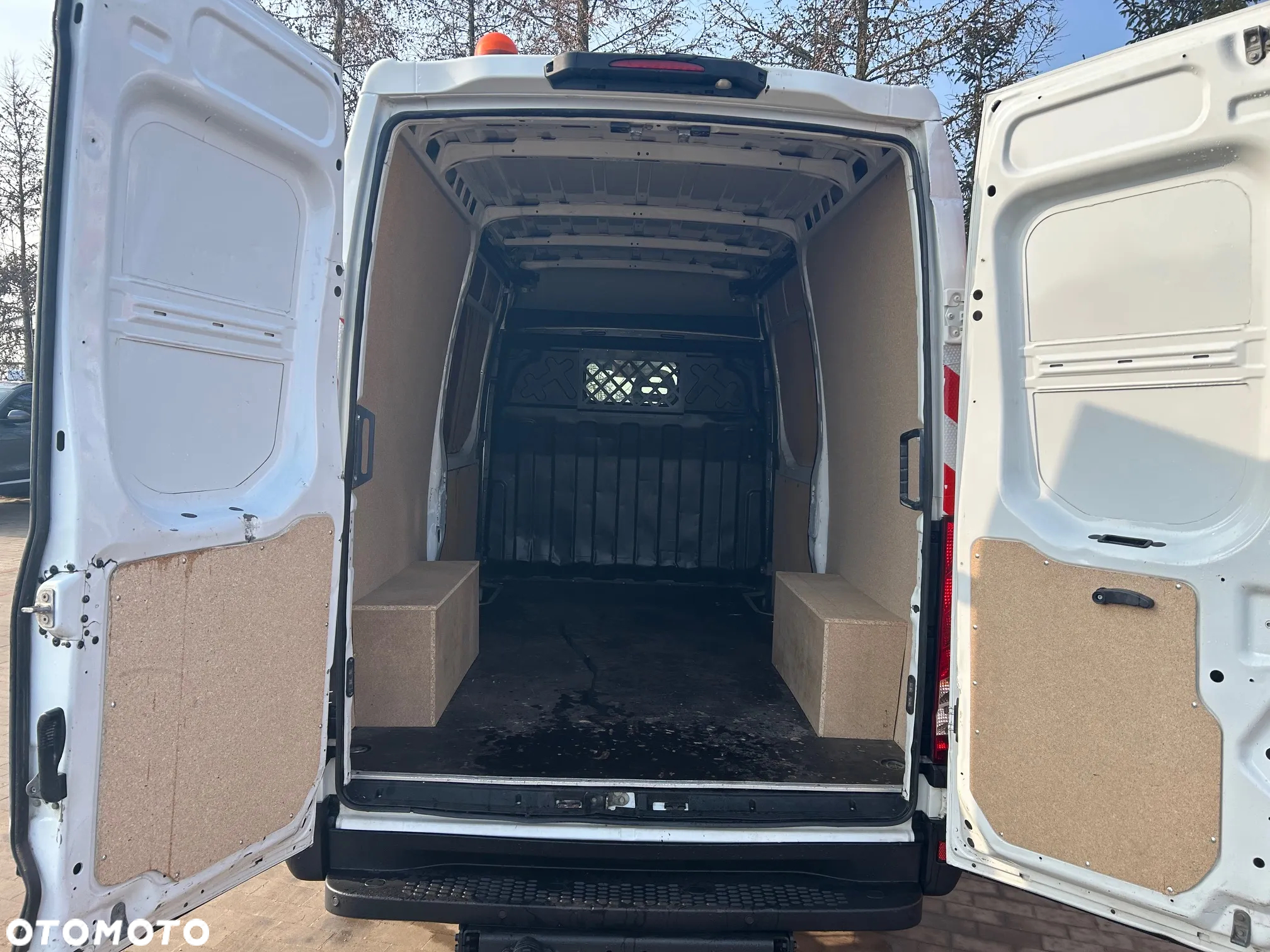 Iveco 35S15 - 9