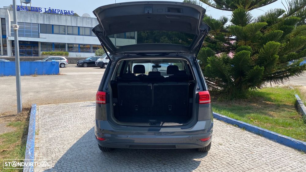 VW Touran 1.5 TSI Confortline - 10
