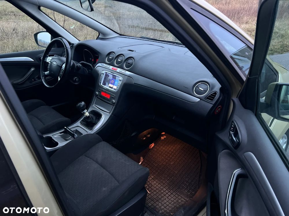 Ford S-Max 1.8 TDCi Trend - 12