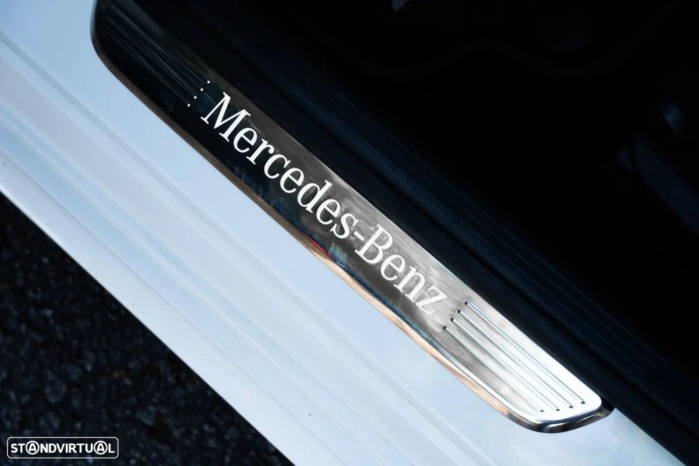 Mercedes-Benz C 300 de AMG Line - 53
