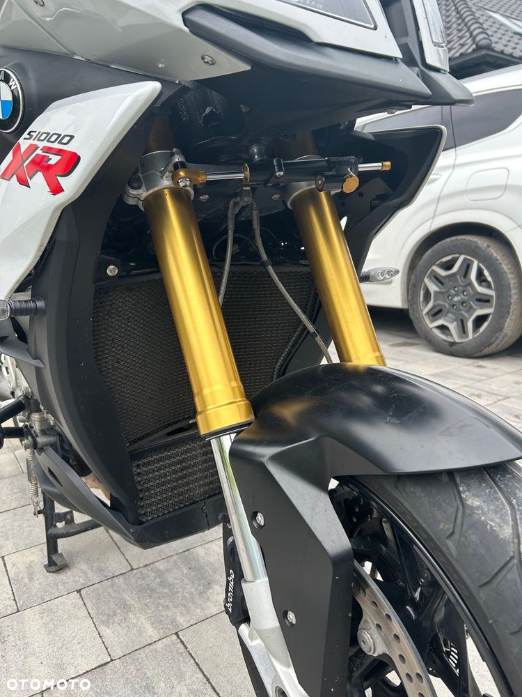 BMW XR - 7
