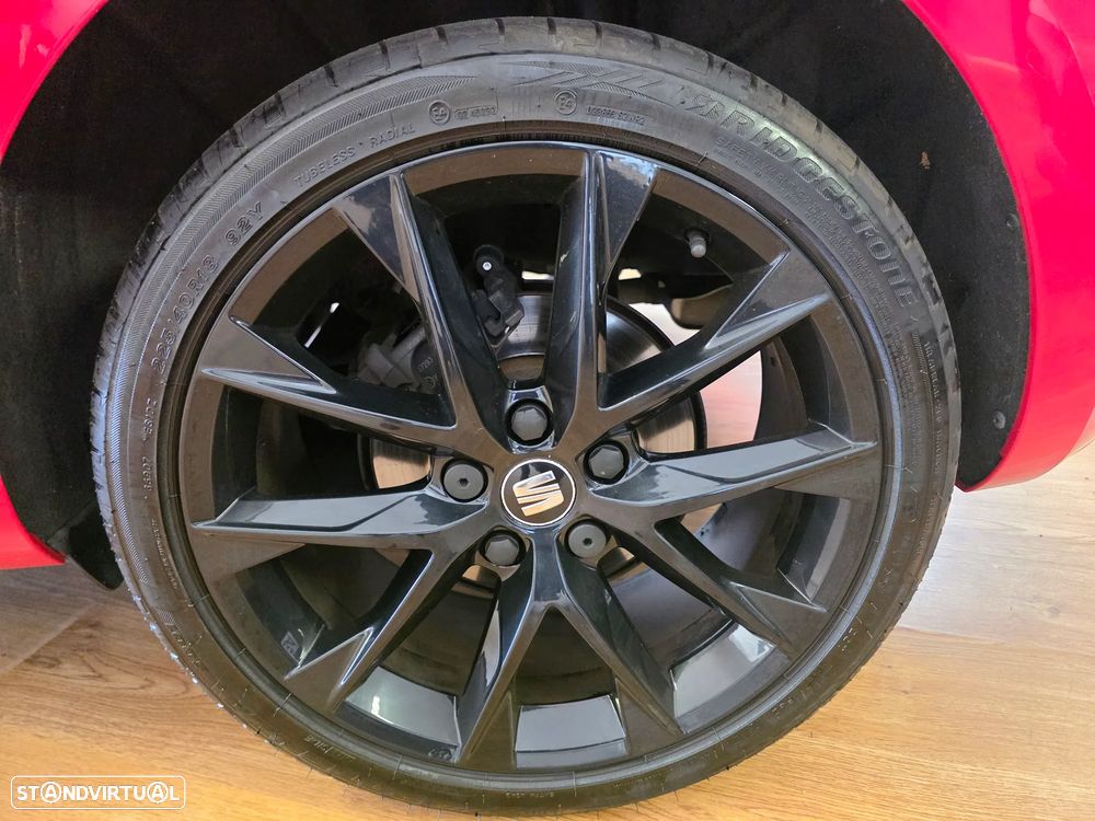 SEAT Leon 1.6 TDI Xcellence S/S - 24
