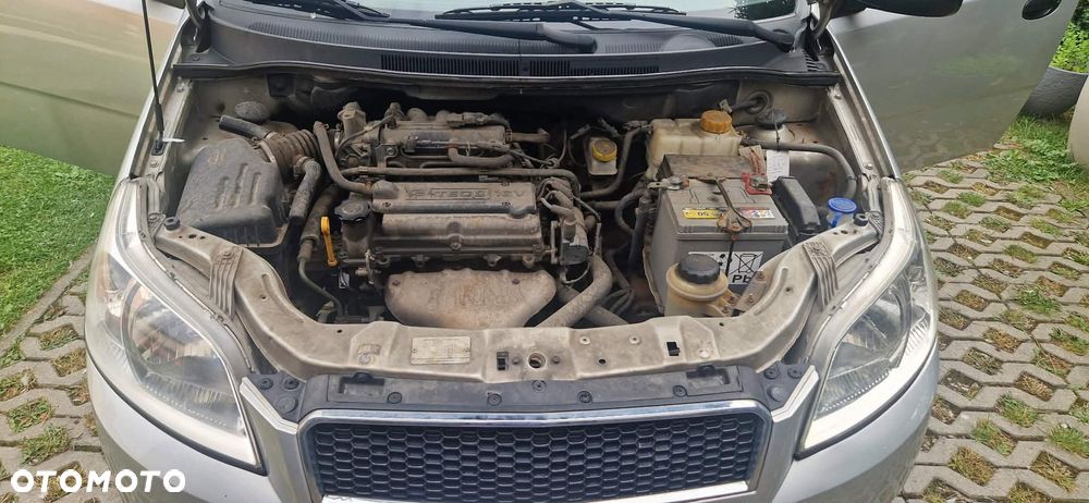 Chevrolet Aveo - 15