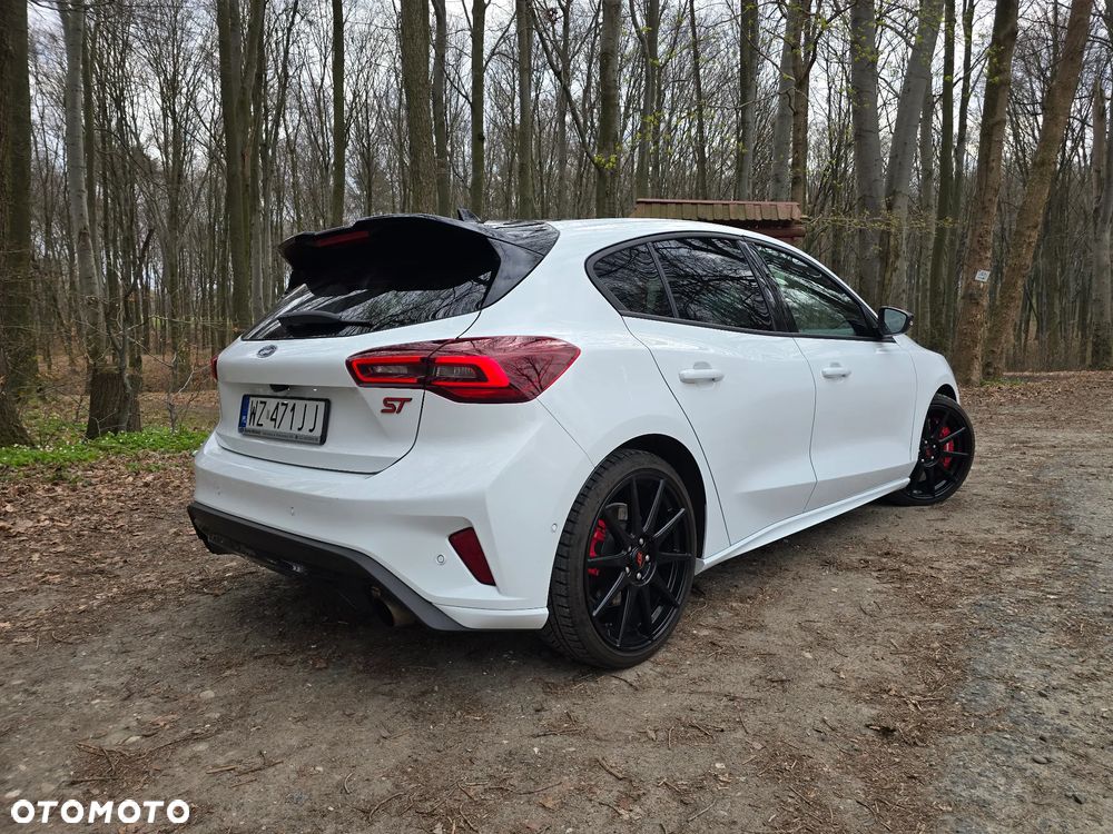 Ford Focus 2.3 EcoBoost ST X - 3