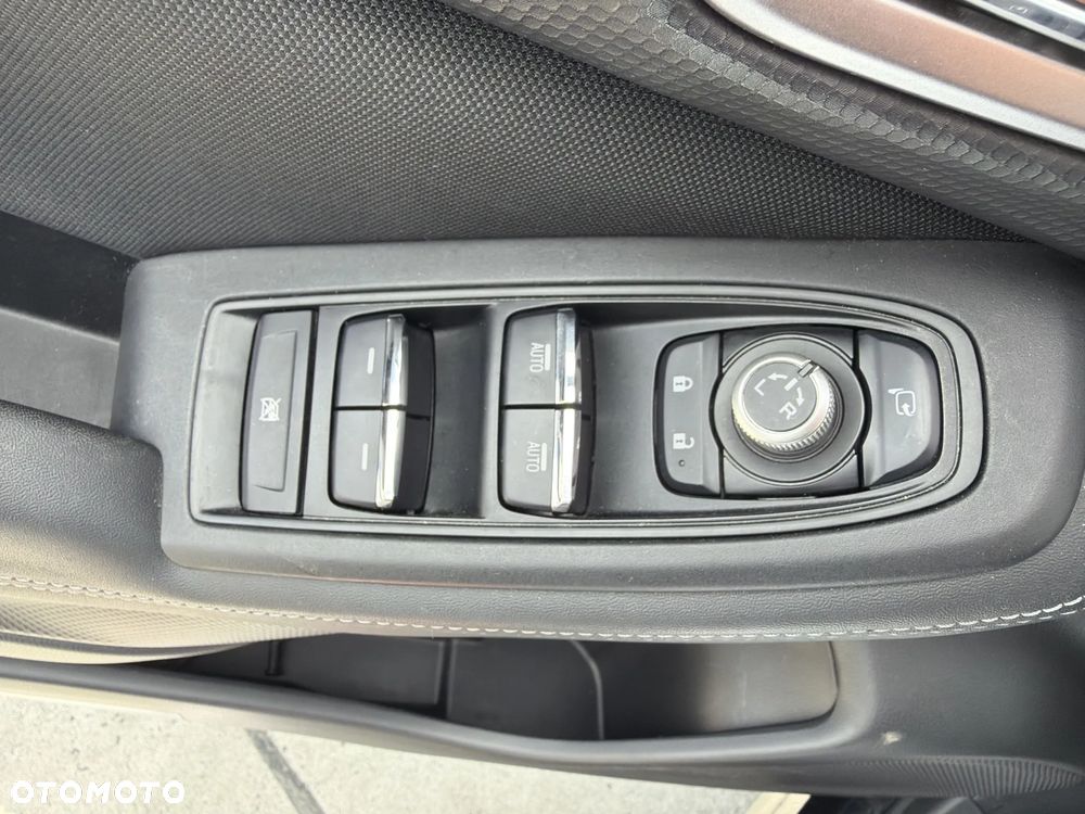 Subaru Forester 2.0i-L Platinum (EyeSight) Lineartronic - 23