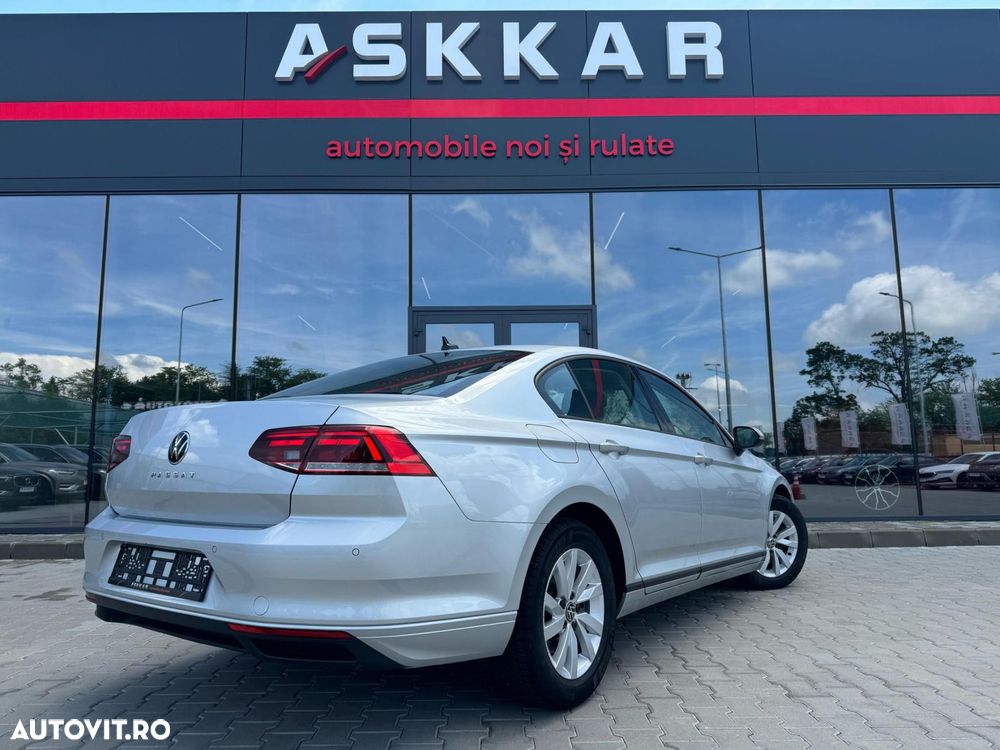 Volkswagen Passat 2.0 TDI DSG Advance - 6