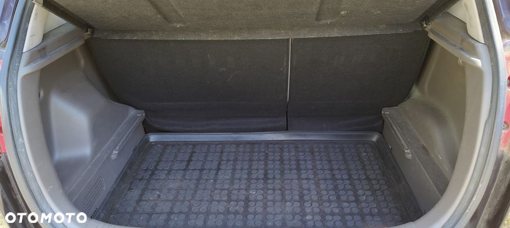 Kia Venga 1.6 M - 13