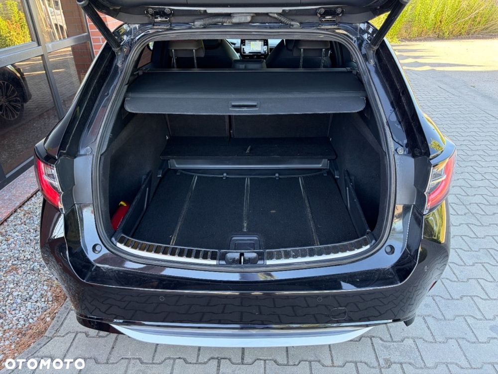 Toyota Corolla - 30
