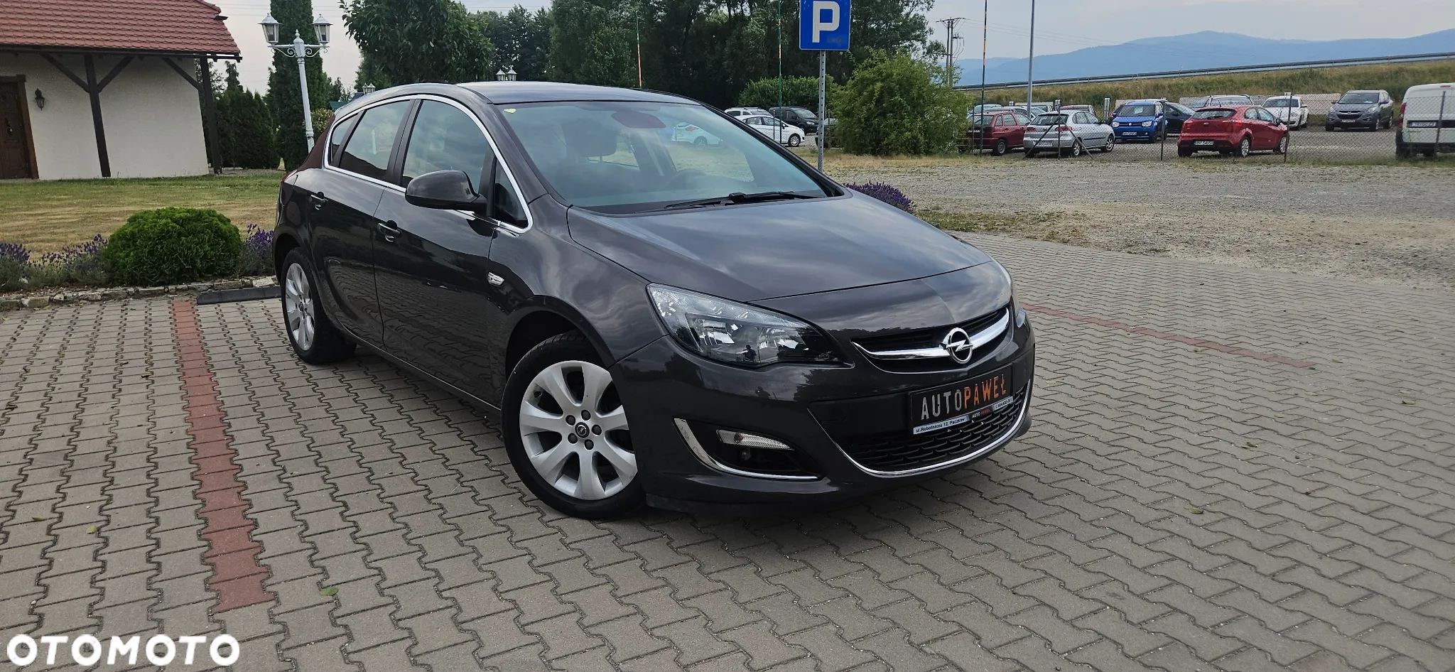 Opel Astra 1.4 Turbo Edition - 1