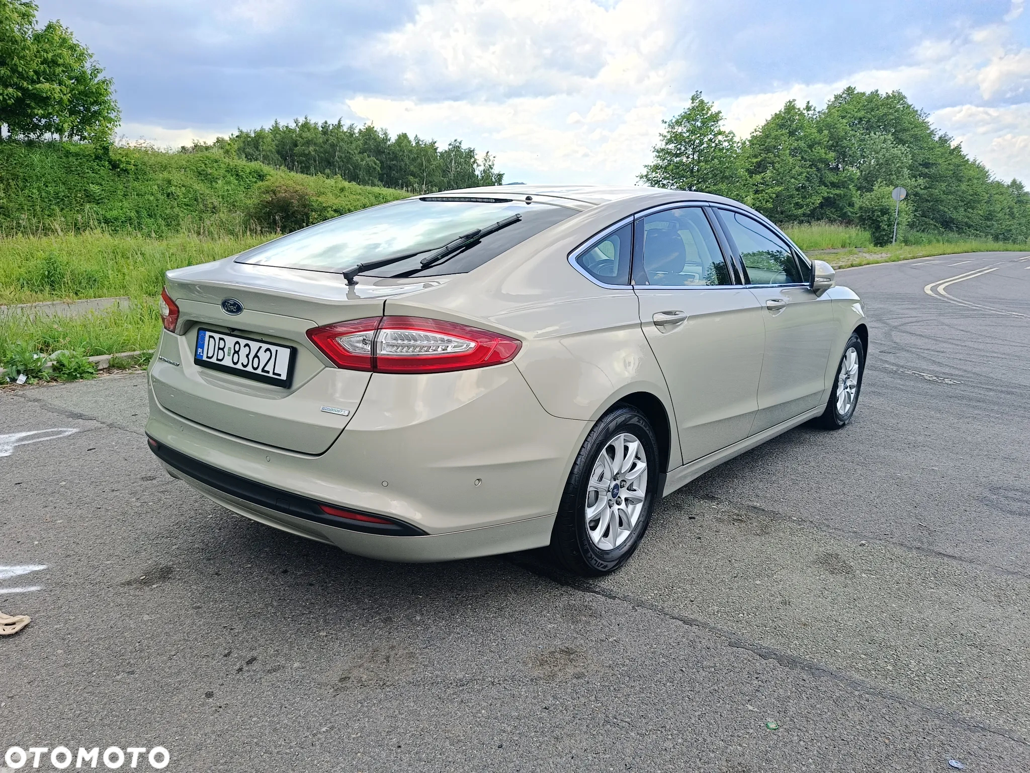 Ford Mondeo 1.5 EcoBoost Gold Edition - 4