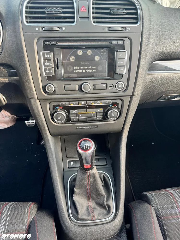 Volkswagen Golf VI 2.0 TSI GTI - 14