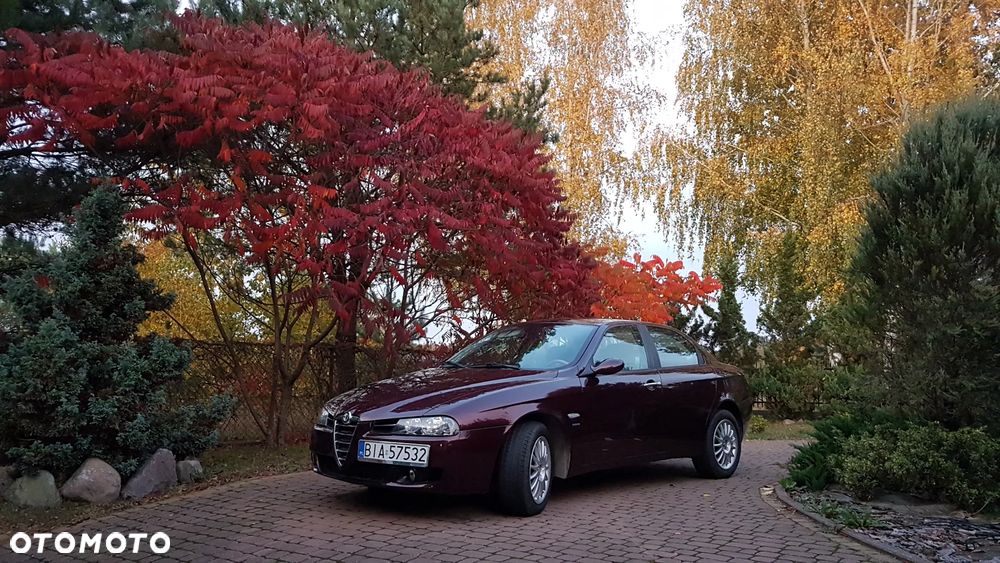 Alfa Romeo 156 2.5 V6 Distinctive - 1