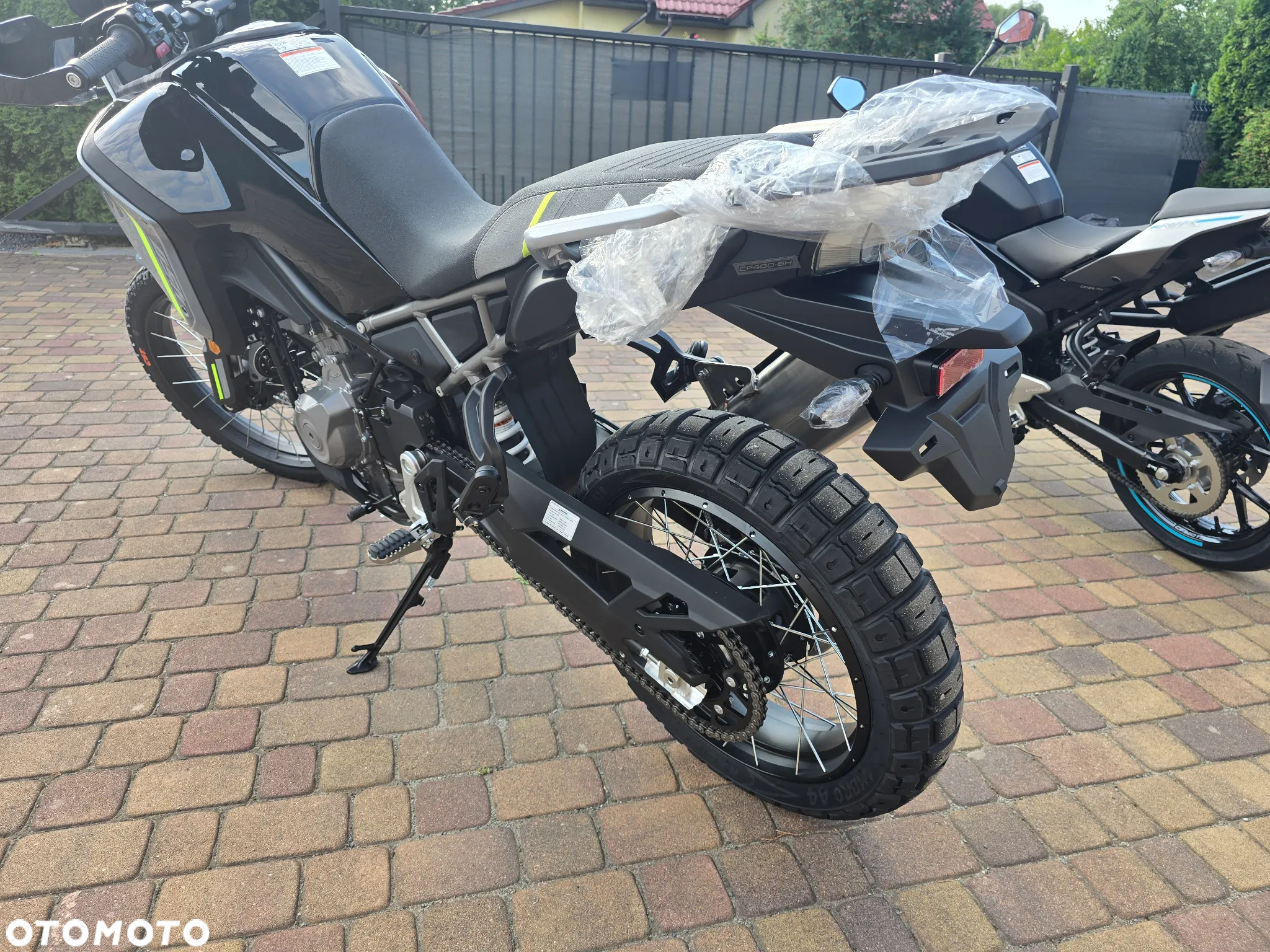 CFMoto MT - 6